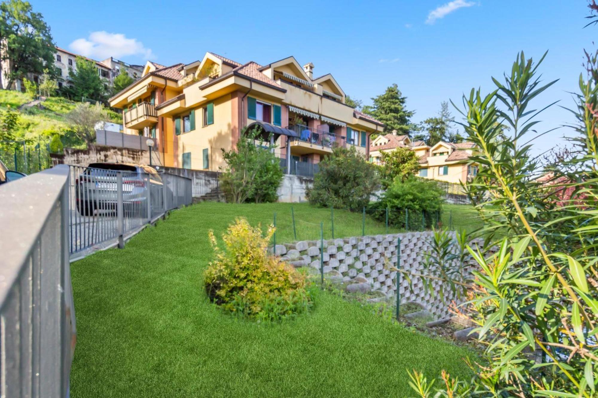 Lovely Orange House Viggiu Exterior photo