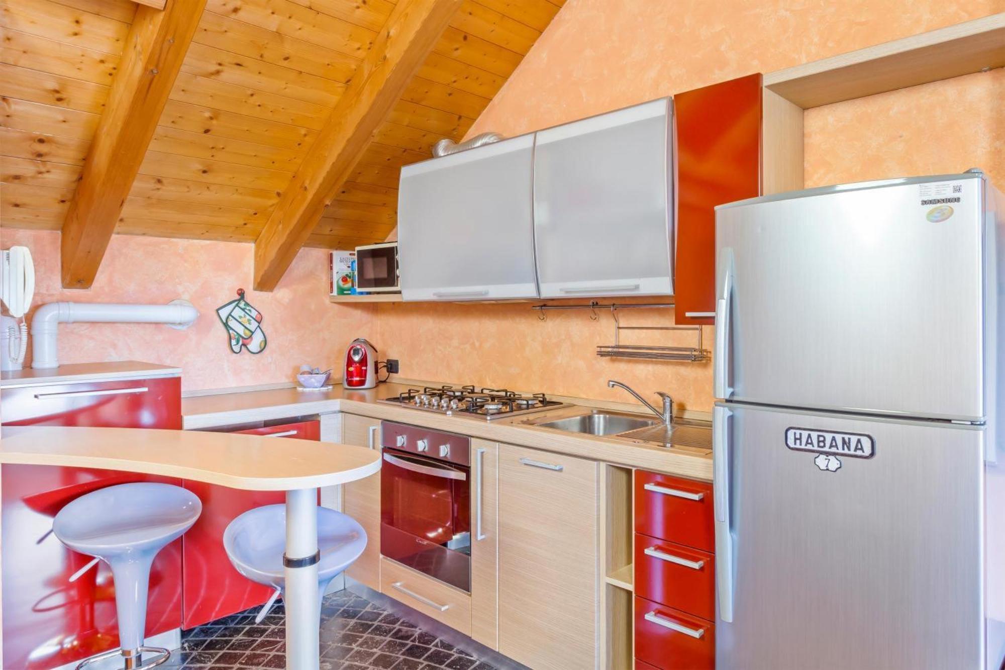 Lovely Orange House Viggiu Exterior photo